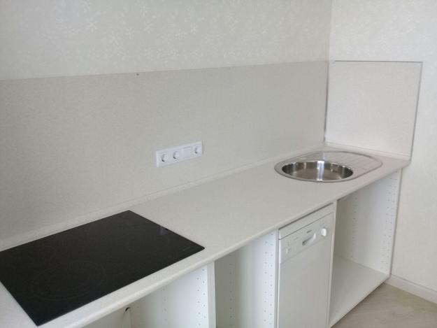 Белая столешница